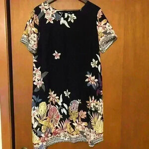 Floral‎ Print Short Sleeve Shift Dress Women's Size M